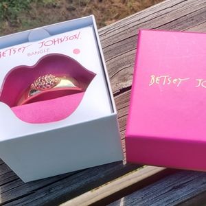 Betsey Johnson Bangle Bracelet
